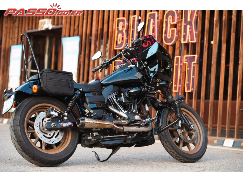 Harley-Davidson 다이나 로우라이더 S