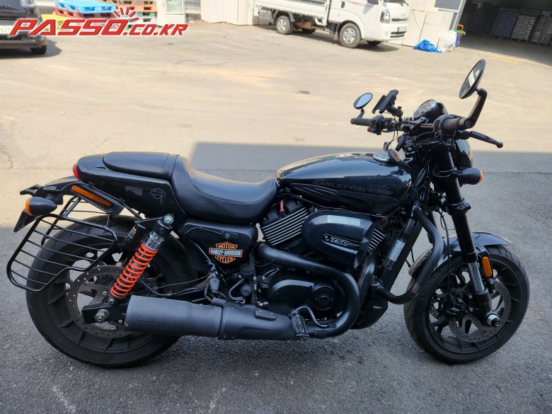 Harley-Davidson 스트리트로드