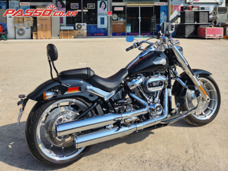 Harley-Davidson 팻보이 114