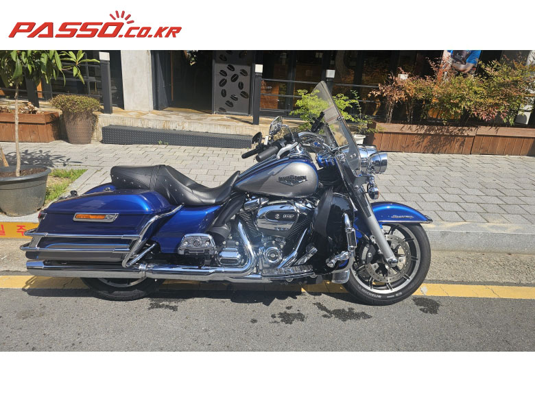 Harley-Davidson 로드킹