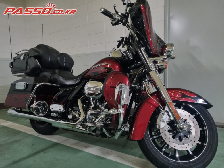 Harley-Davidson CVO 울트라 클래식