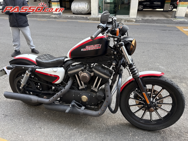 Harley-Davidson 아이언 883