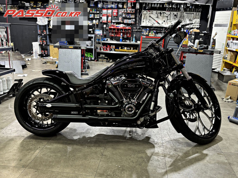 Harley-Davidson 브레이크아웃 114