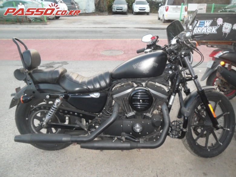 Harley-Davidson 아이언 883