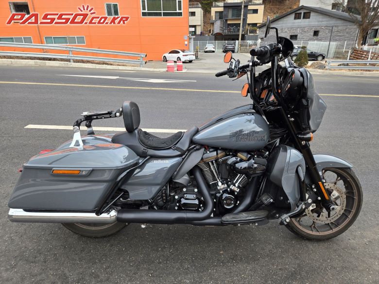 Harley-Davidson 스트리트 글라이드 ST