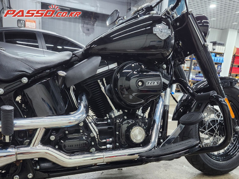 Harley-Davidson 소프테일 슬림