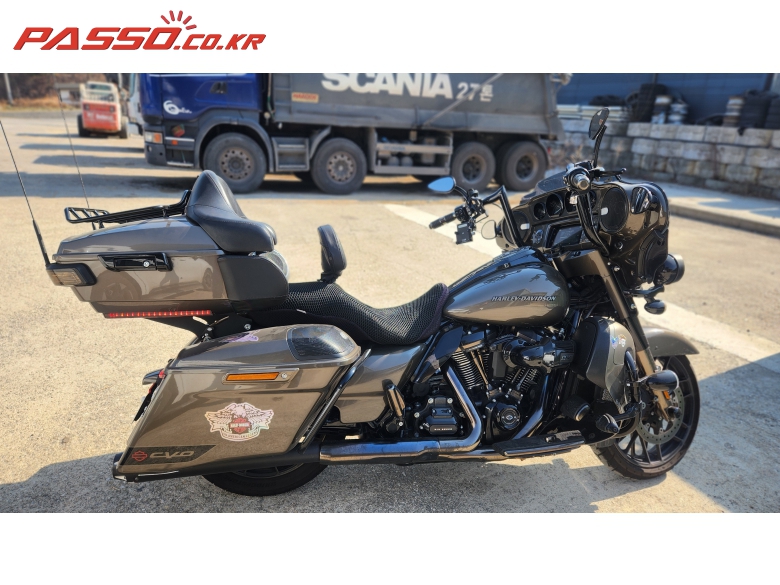 Harley-Davidson CVO 스트리트 글라이드