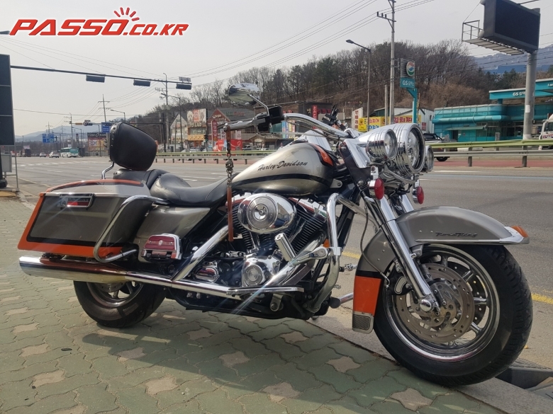 Harley-Davidson 로드킹