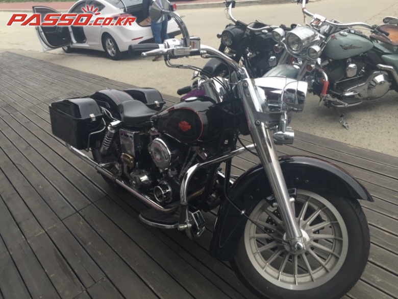 Harley-Davidson FLH
