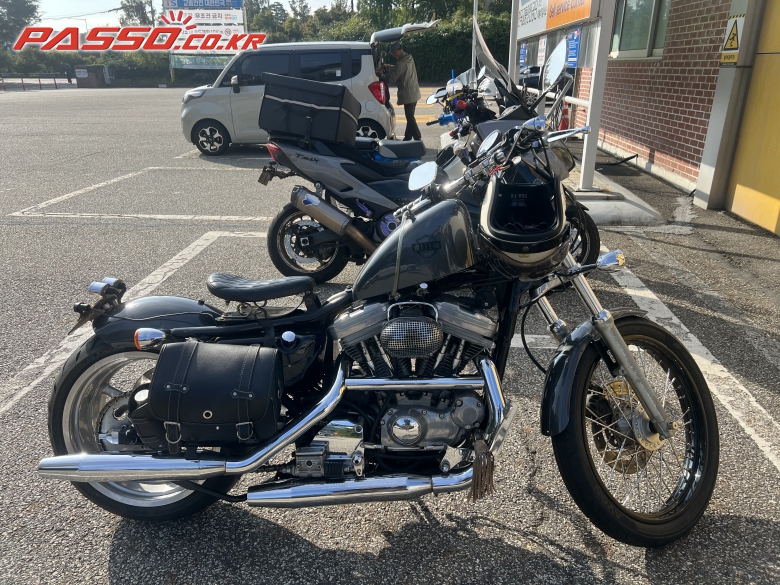Harley-Davidson 883