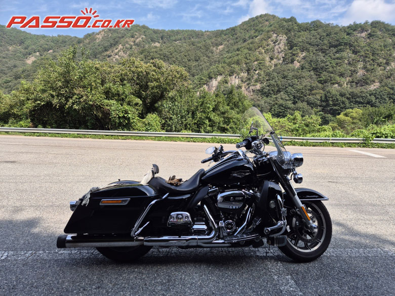 Harley-Davidson 로드킹