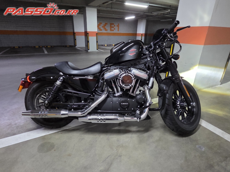 Harley-Davidson 포티에잇 48
