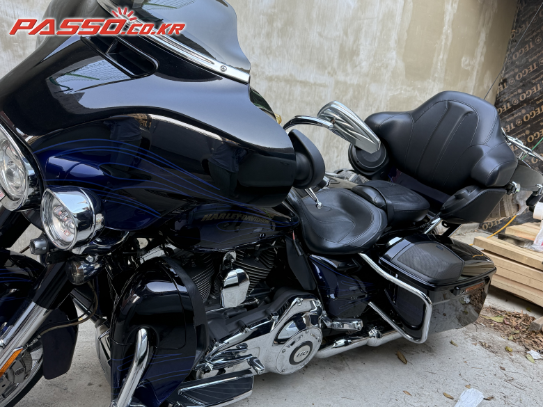 Harley-Davidson CVO 스트리트 글라이드