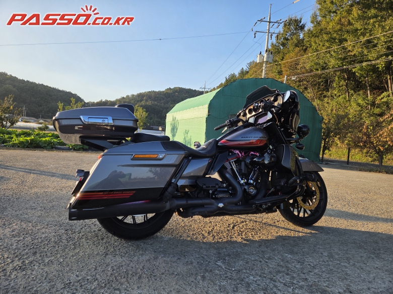 Harley-Davidson CVO 스트리트 글라이드