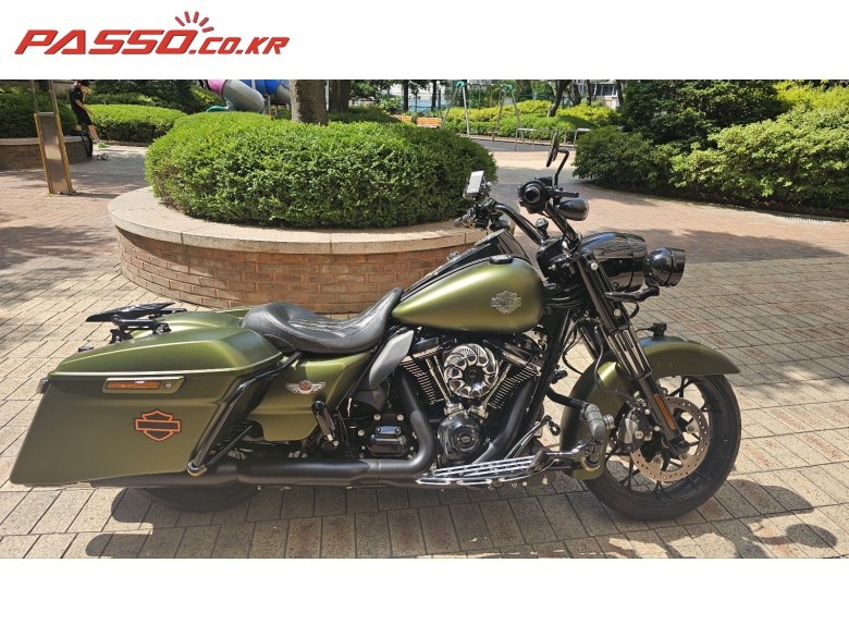 Harley-Davidson 로드킹 스페셜