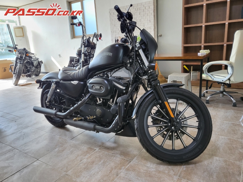 Harley-Davidson 아이언 883