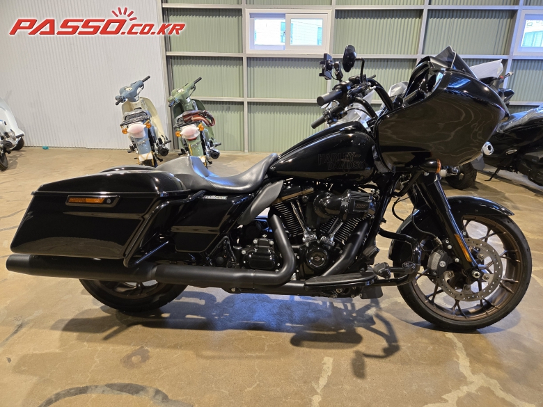 Harley-Davidson 로드 글라이드 ST