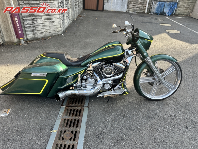 Harley-Davidson 로드킹 커스텀