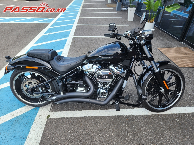 Harley-Davidson CVO 브레이크아웃