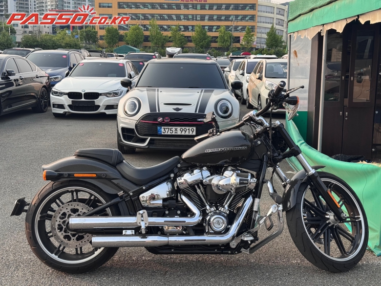 Harley-Davidson 브레이크아웃 114