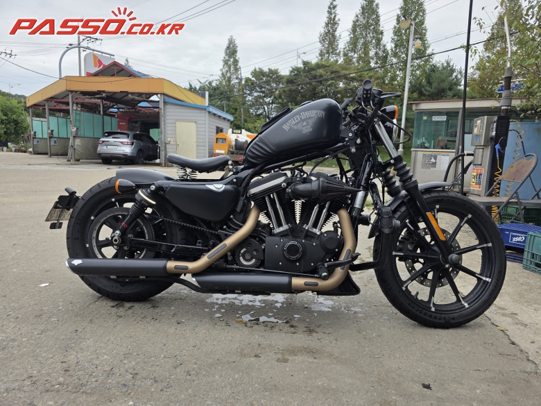 Harley-Davidson 883 커스텀