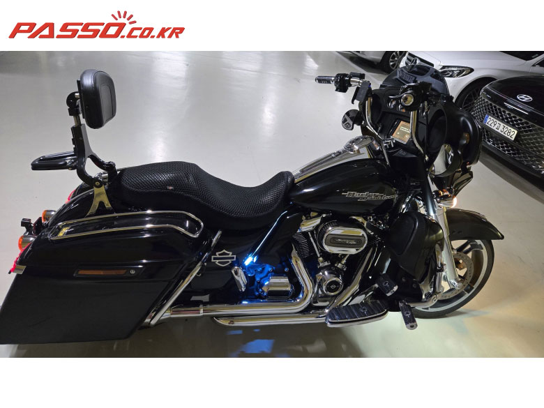 Harley-Davidson 스트리트 글라이드