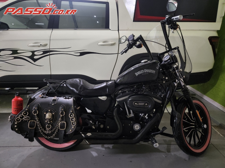 Harley-Davidson 883 커스텀