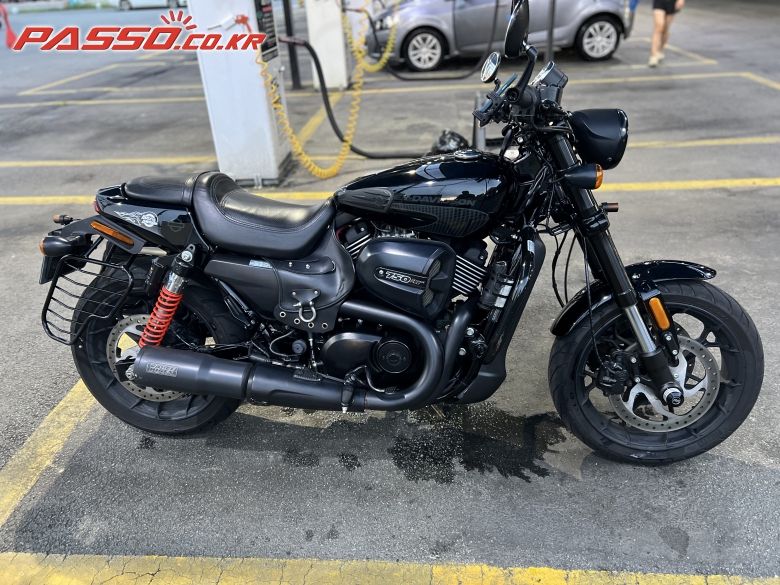 Harley-Davidson 스트리트 로드 750