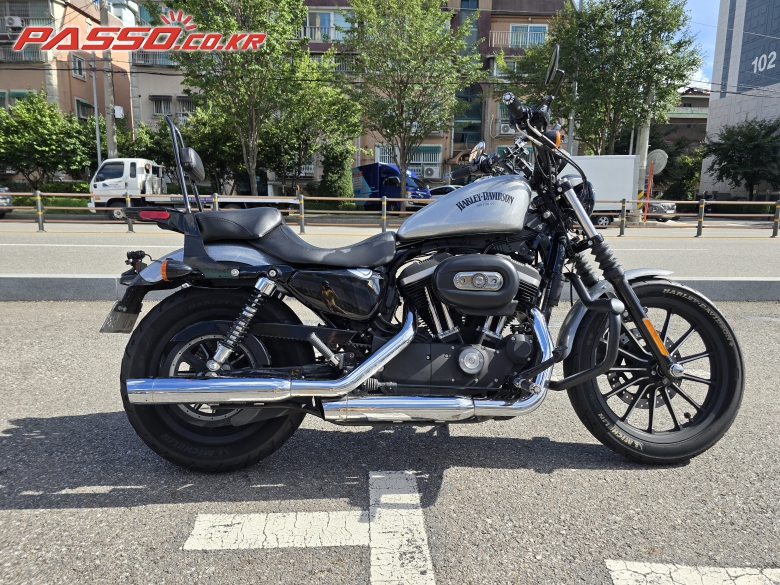 Harley-Davidson 아이언 883