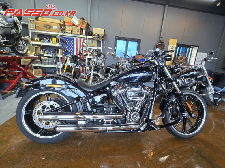 Harley-Davidson 브레이크아웃 114
