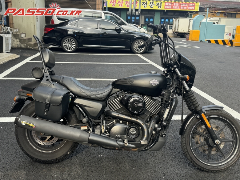 Harley-Davidson 스트리트 로드 750