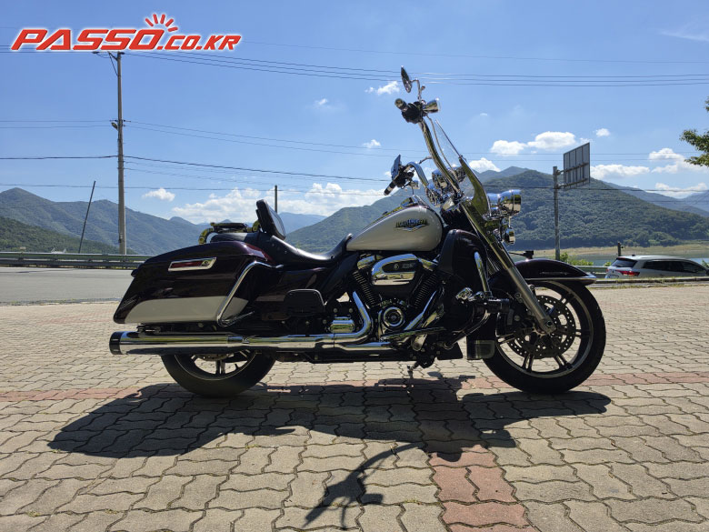 Harley-Davidson 로드킹