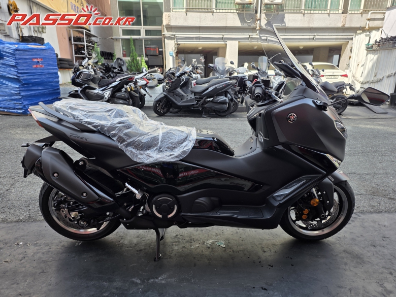 Yamaha 티맥스 560