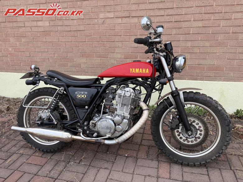 Yamaha SR 400