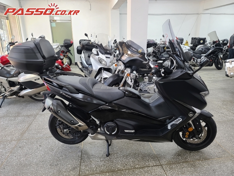 Yamaha 티맥스 DX