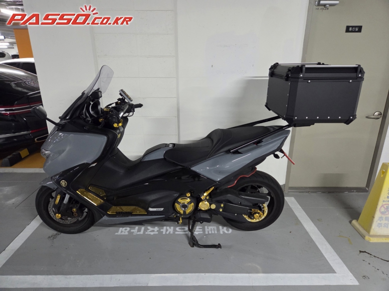 Yamaha 티맥스 DX