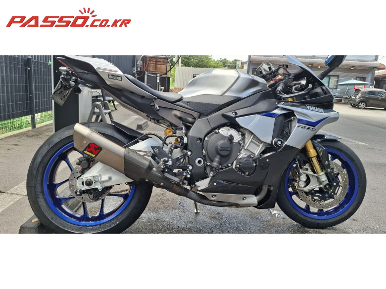 Yamaha YZF R1 M