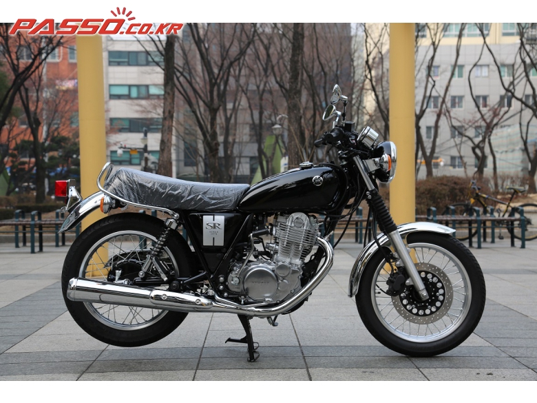 Yamaha SR 400