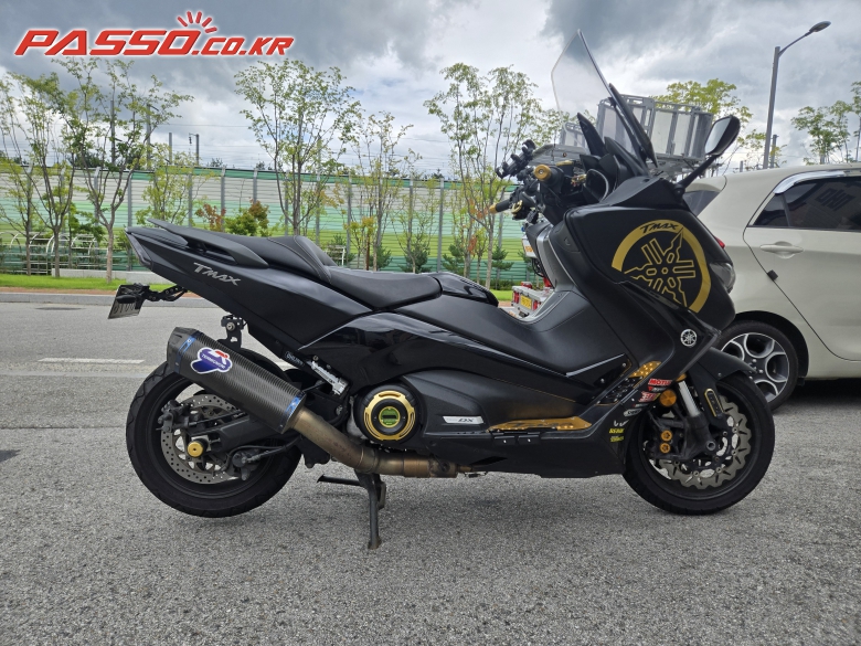 Yamaha 티맥스 DX