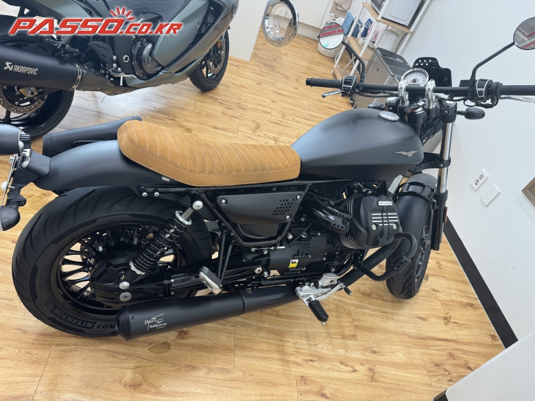 Moto Guzzi V9 Bobber