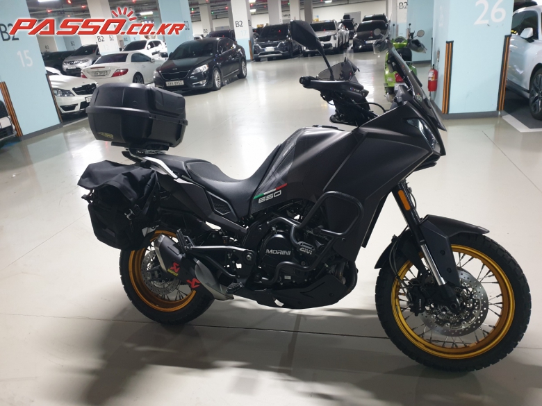 Moto Morini X-Cape 650