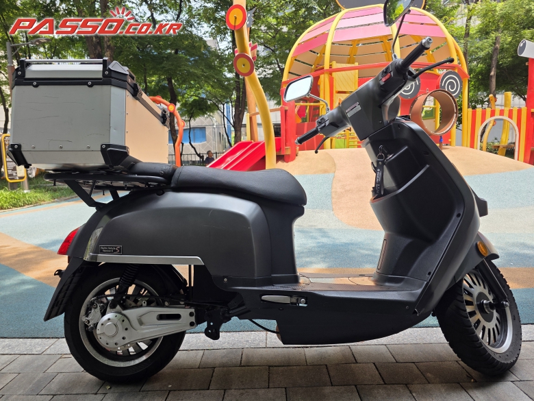 Wako EV E6