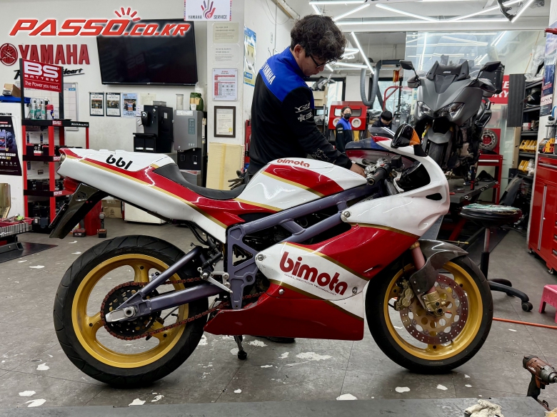Bimota BB1