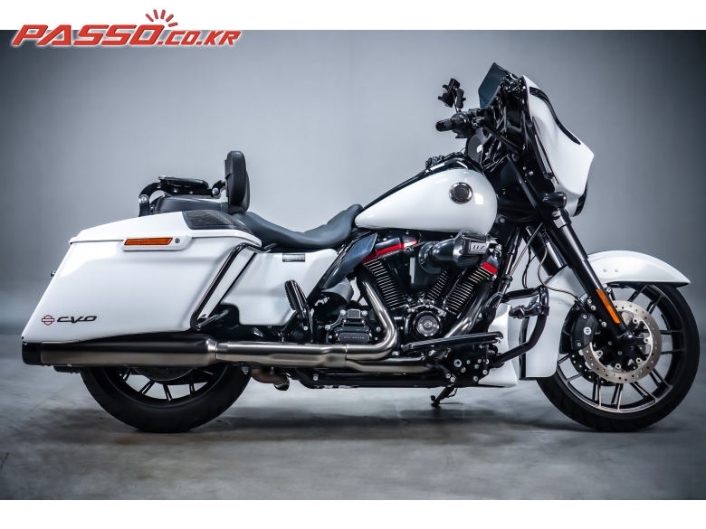 Harley-Davidson CVO 스트리트 글라이드
