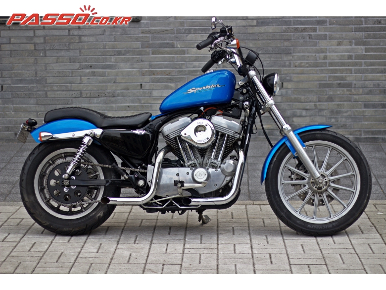 Harley-Davidson 883