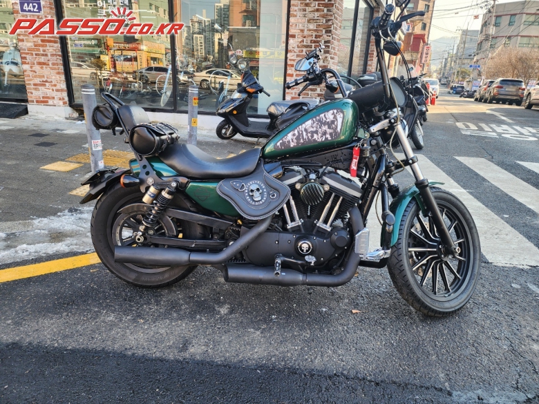 Harley-Davidson 아이언 883