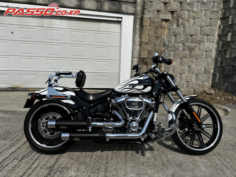 Harley-Davidson 브레이크아웃 114
