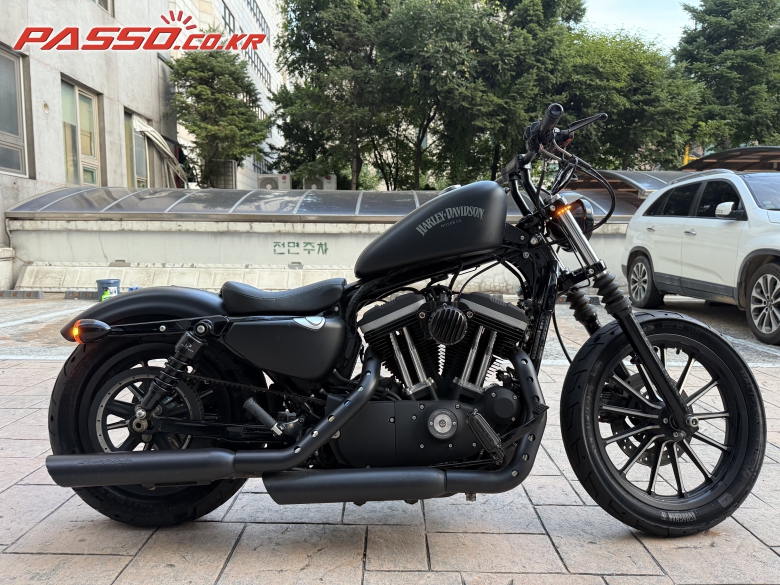 Harley-Davidson 아이언 883