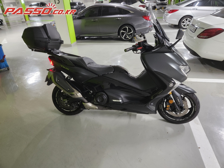 Yamaha 티맥스 DX