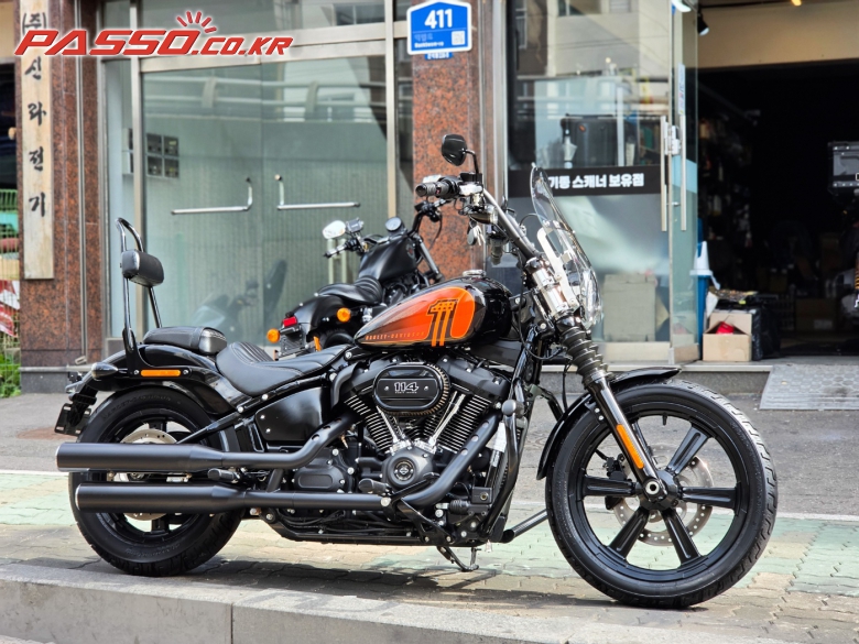 Harley-Davidson 스트리트 밥 114